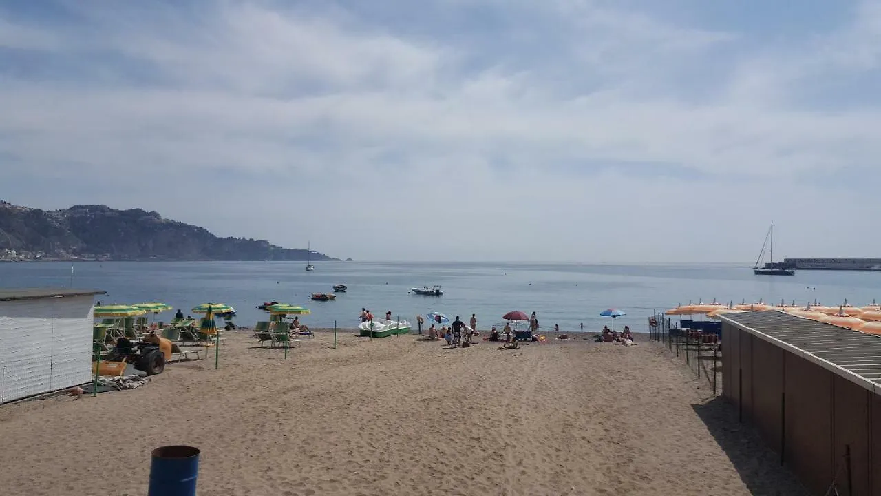 דירות גיארדיני נאקסוס Casa Sileno Beach